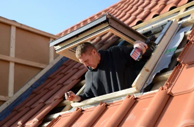 Pose de fenêtres de toit Velux à Héauville